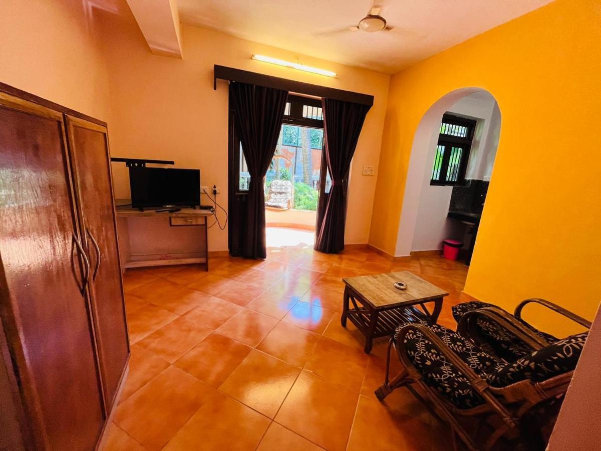 Naga Cottages Morjim Exterior foto