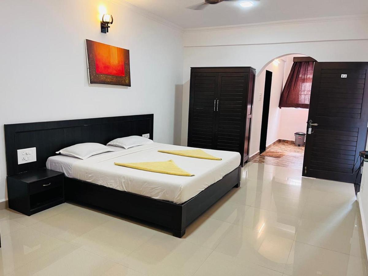 Naga Cottages Morjim Exterior foto