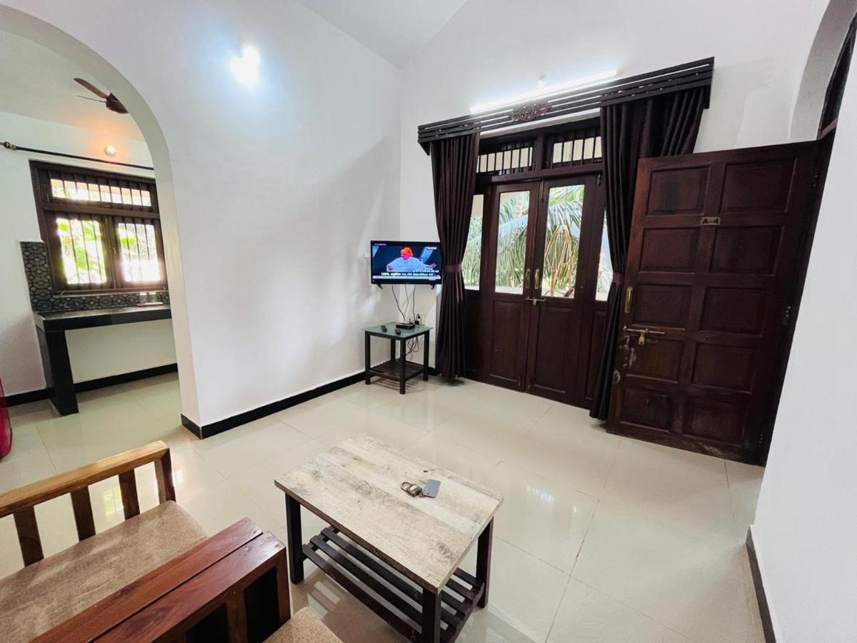 Naga Cottages Morjim Exterior foto