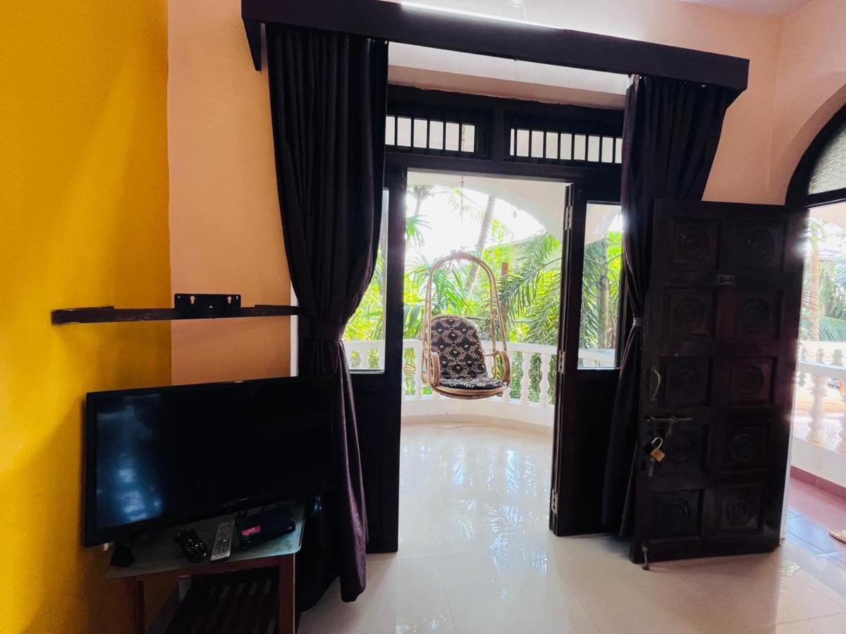 Naga Cottages Morjim Exterior foto