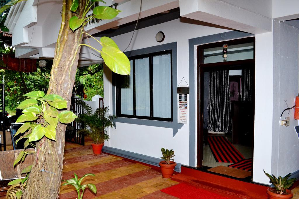 Naga Cottages Morjim Exterior foto